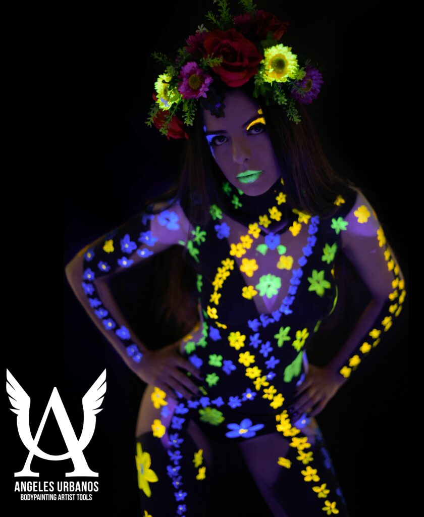 bodypainting neon colombia